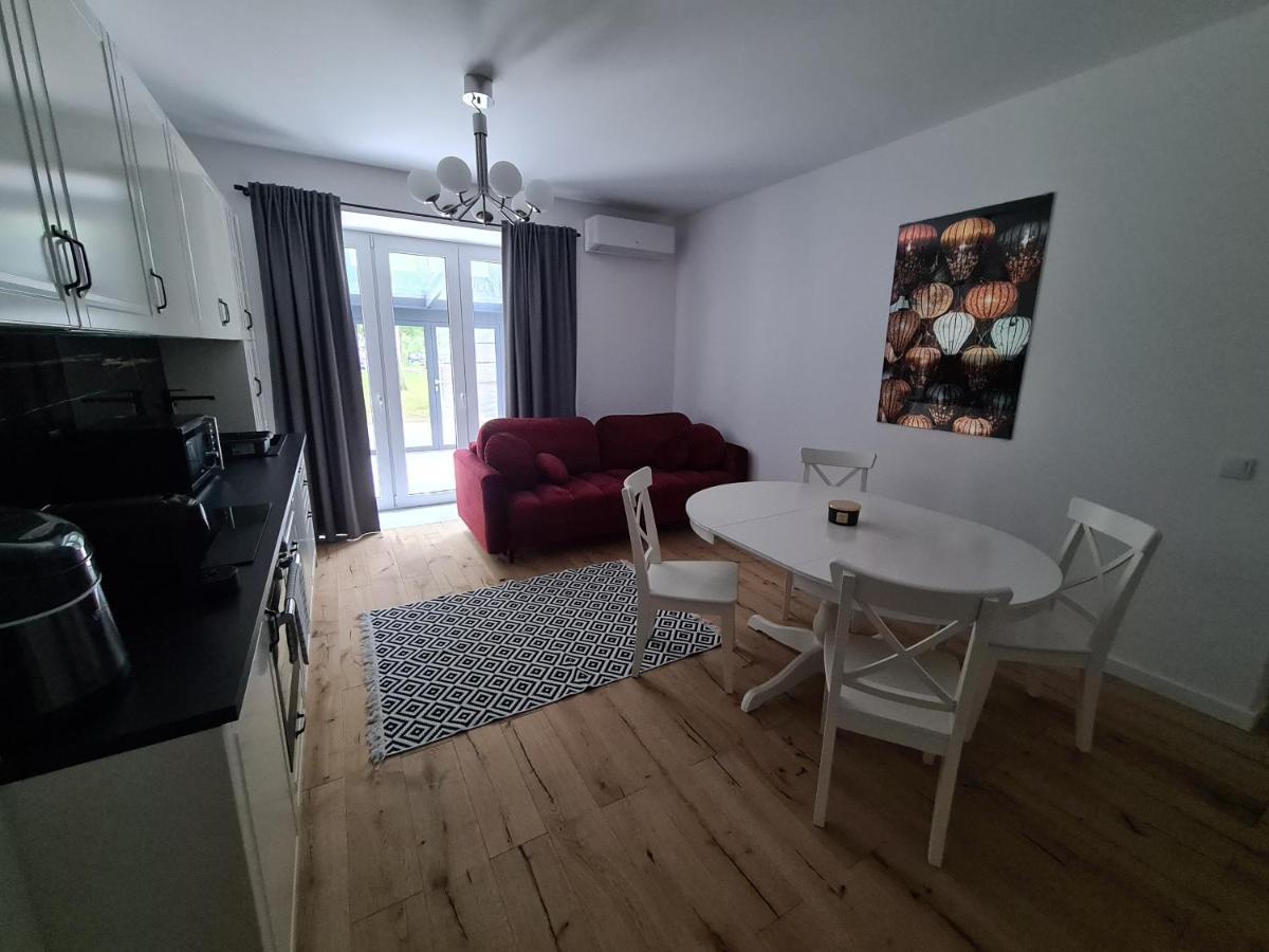 Apartamenty Osmolice W Stawach Dęblin Eksteriør billede